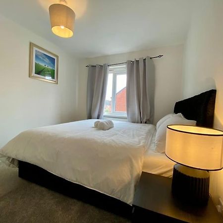 Uniquejoe Properties - 3 Bedroom Манчестер Экстерьер фото
