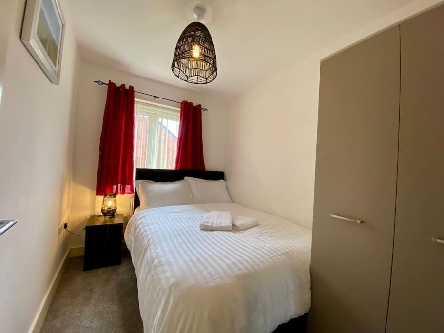 Uniquejoe Properties - 3 Bedroom Манчестер Экстерьер фото